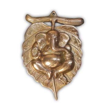 Ganesh Backside Leaf, God Idol, Metal Murti status with Wall